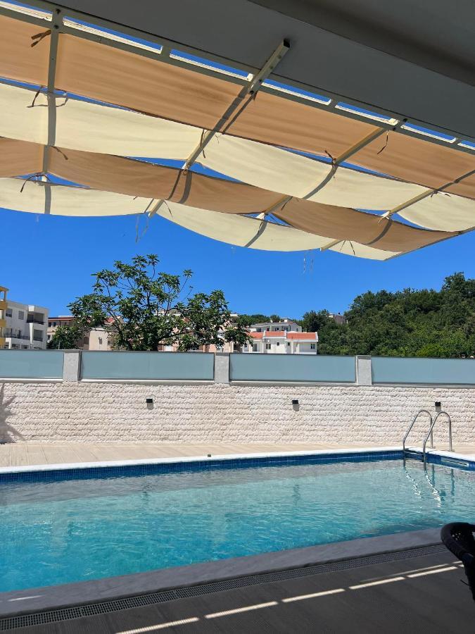 Apartments Fat E Jet - Pool & Breakfast Ülgün Dış mekan fotoğraf