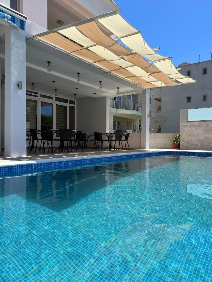 Apartments Fat E Jet - Pool & Breakfast Ülgün Dış mekan fotoğraf