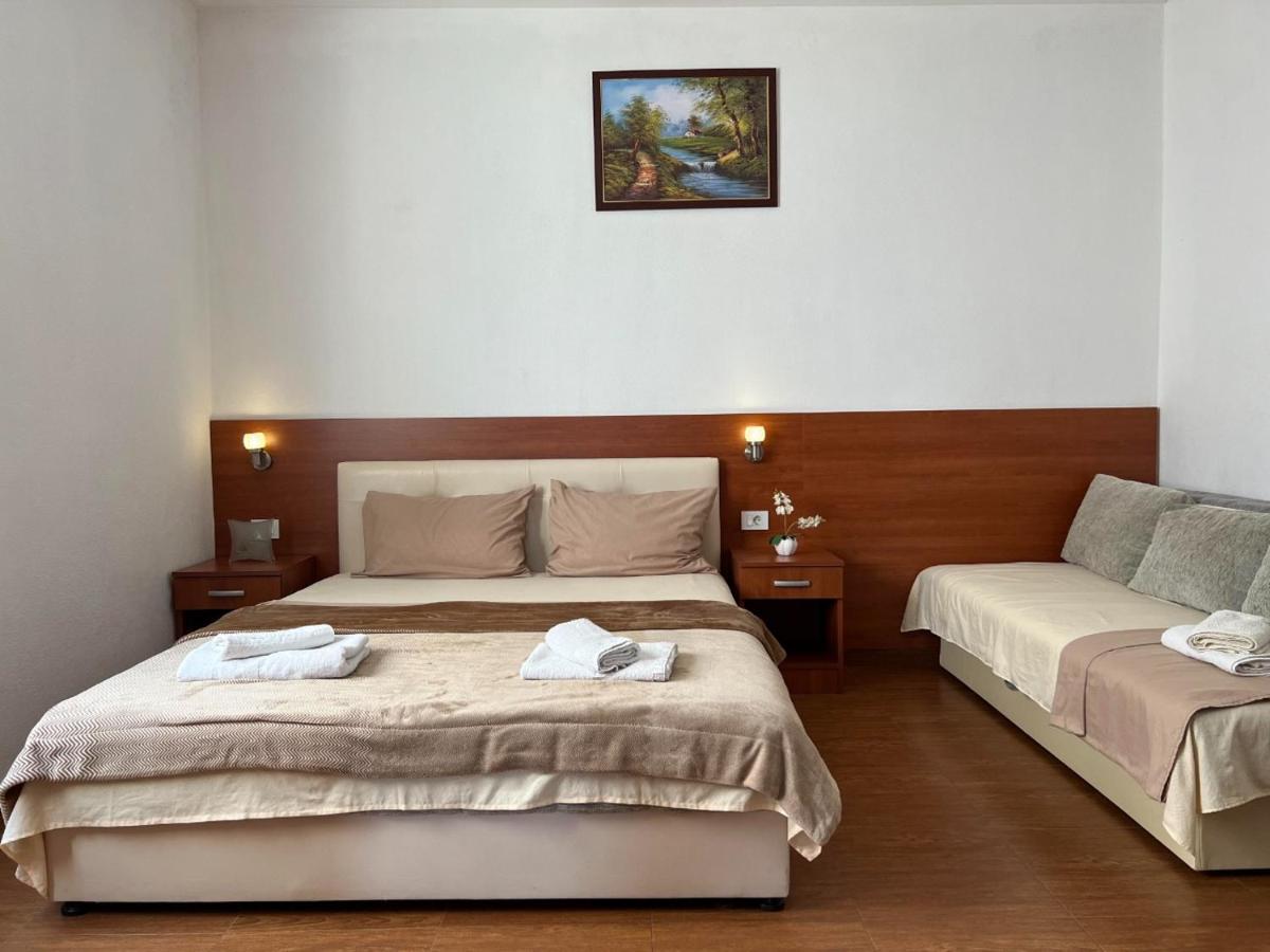 Apartments Fat E Jet - Pool & Breakfast Ülgün Dış mekan fotoğraf