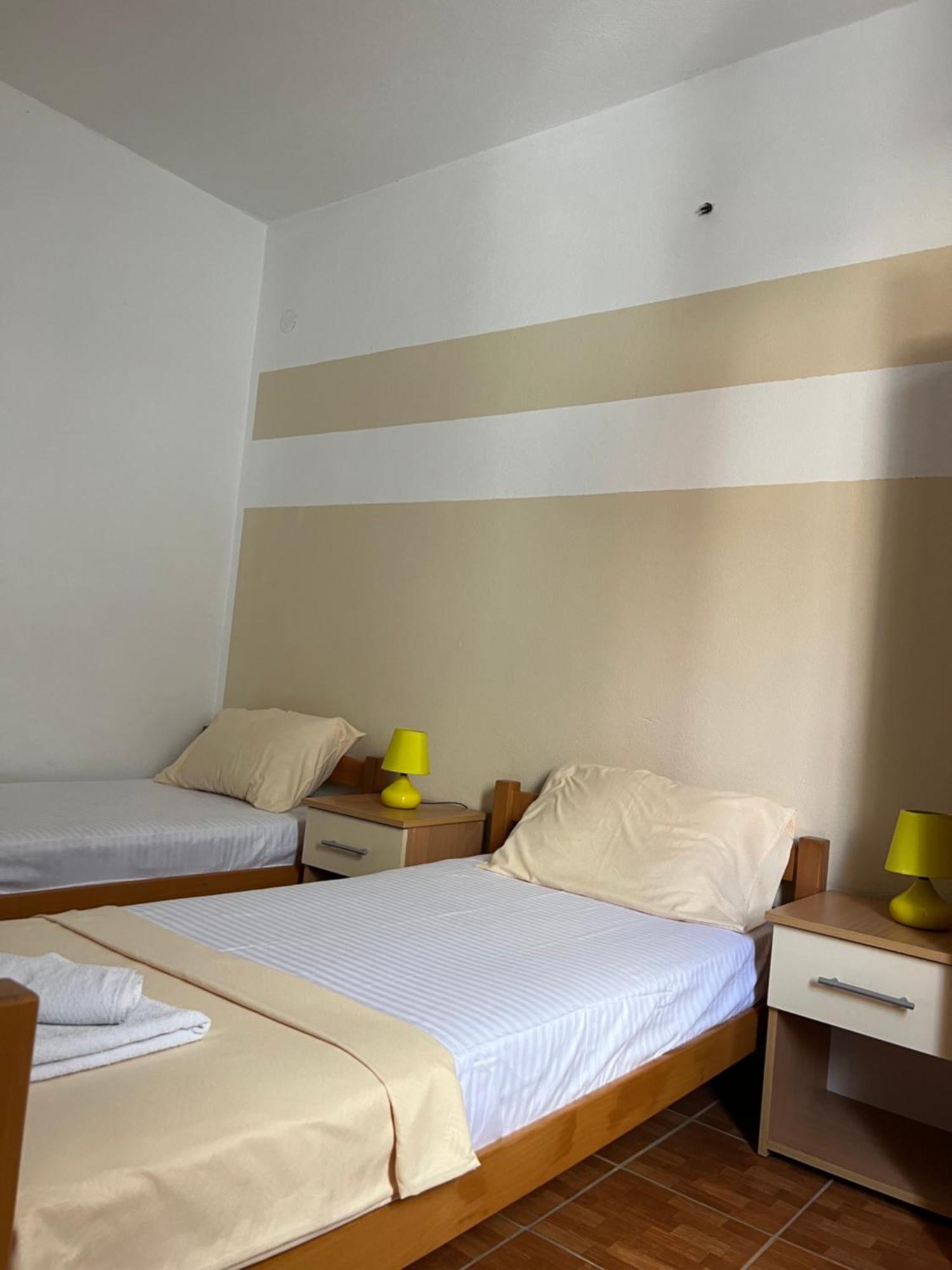 Apartments Fat E Jet - Pool & Breakfast Ülgün Dış mekan fotoğraf