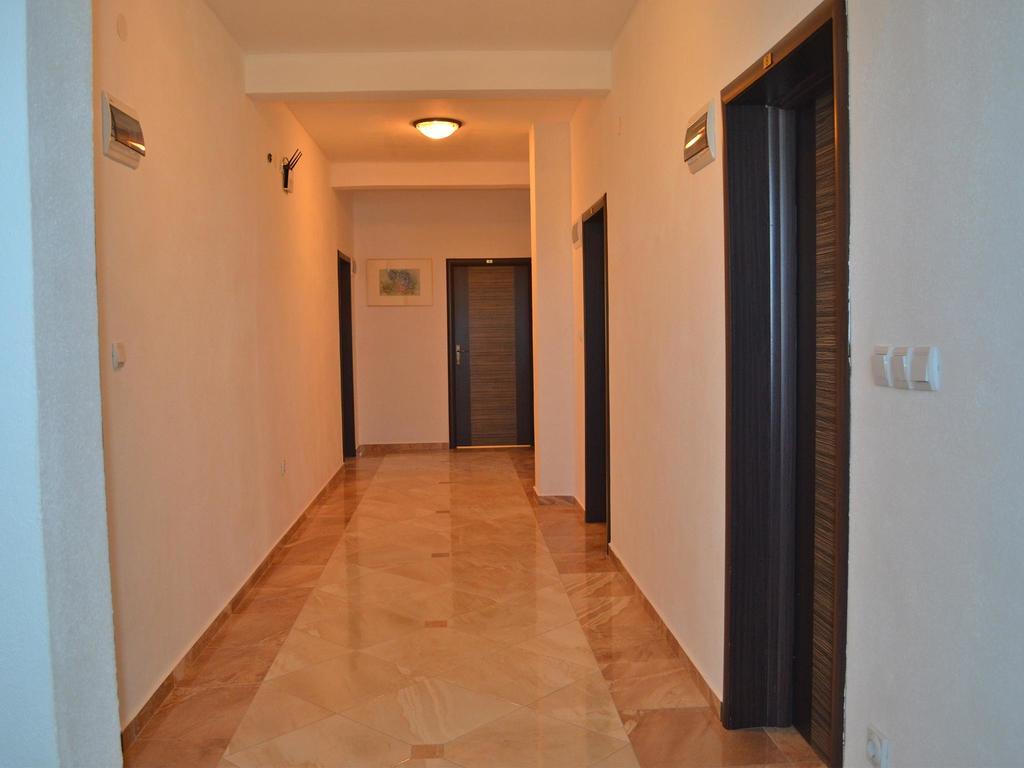 Apartments Fat E Jet - Pool & Breakfast Ülgün Dış mekan fotoğraf
