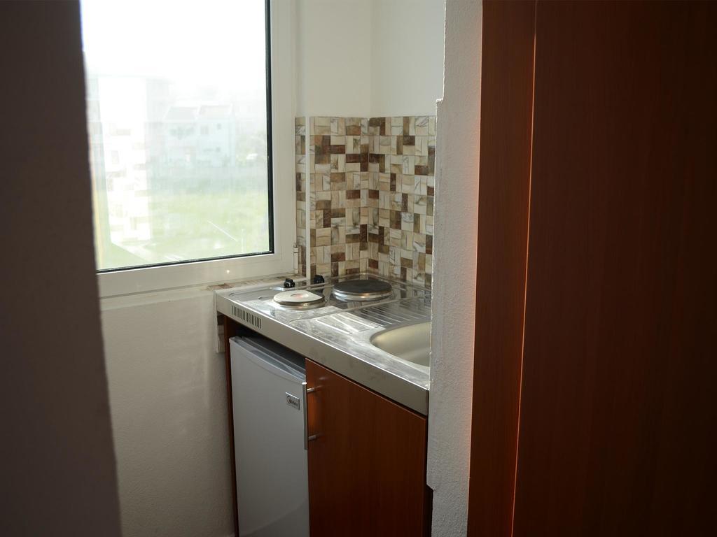 Apartments Fat E Jet - Pool & Breakfast Ülgün Dış mekan fotoğraf