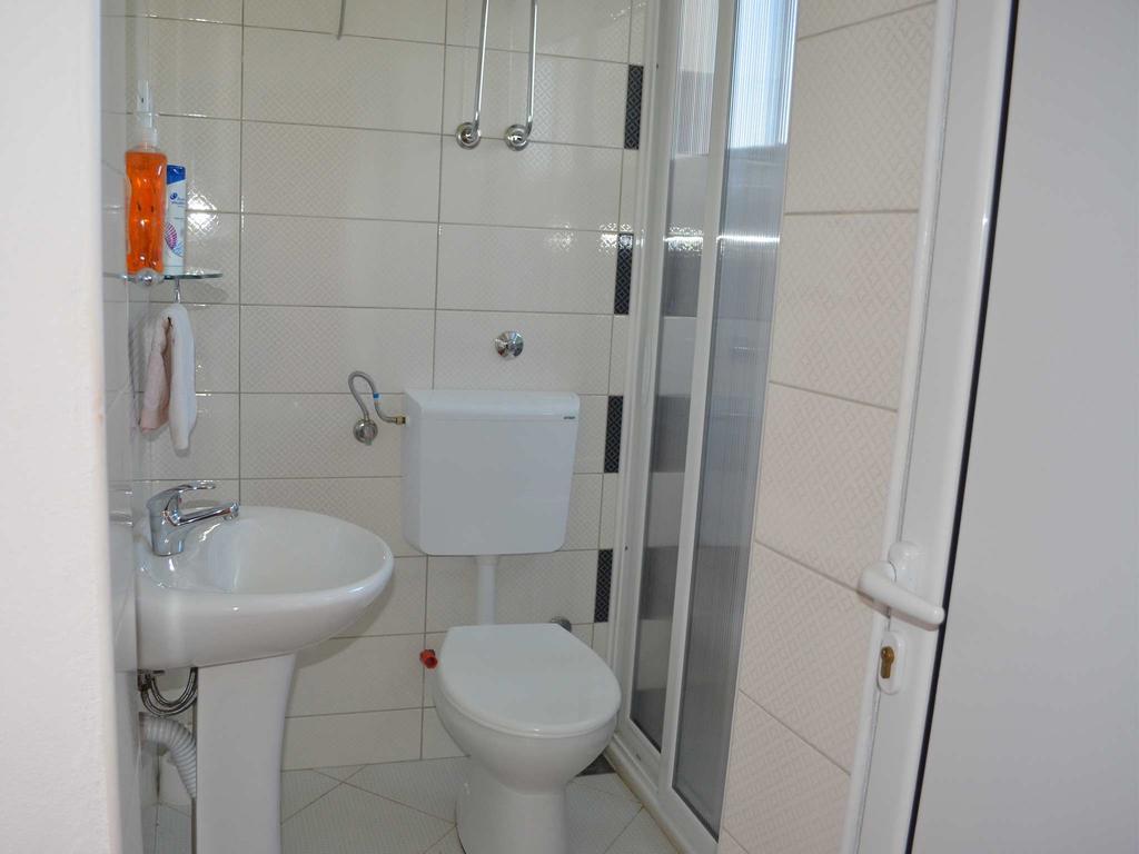 Apartments Fat E Jet - Pool & Breakfast Ülgün Dış mekan fotoğraf