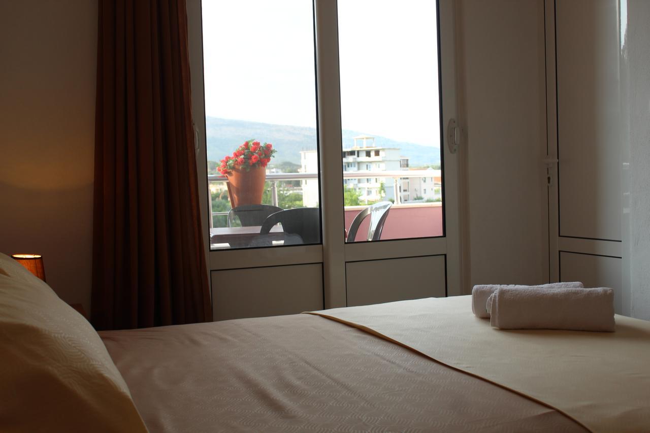 Apartments Fat E Jet - Pool & Breakfast Ülgün Dış mekan fotoğraf